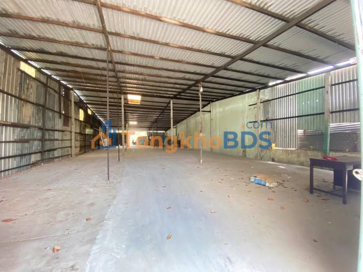 Kho cho thuê Phạm Hùng Ngã Năm 330m2 - Giá thuê tốt