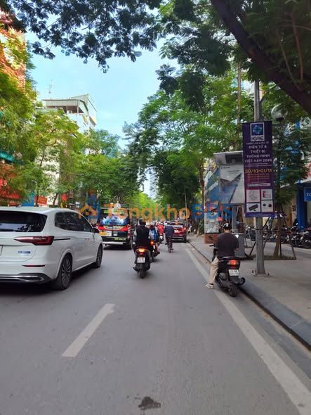 Nhà riêng Trung Liệt 70m² 19.686 tỷ - Ô tô vào tận nhà