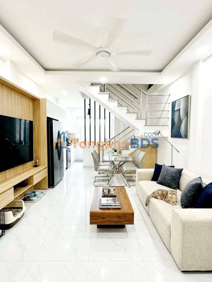 Nhà 2 tầng Trần Xuân Soạn Q7 36m² giá 4 tỷ - Sổ hồng riêng