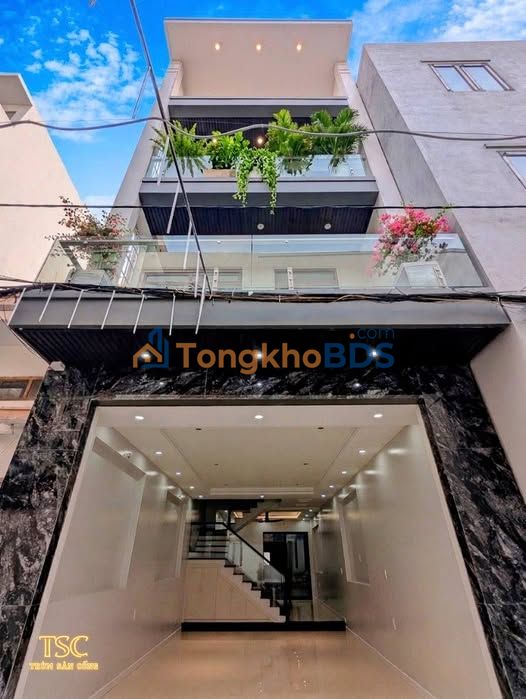 Nhà riêng Thiên Lôi 79m² giá 6.1 tỷ - Ô tô vào nhà