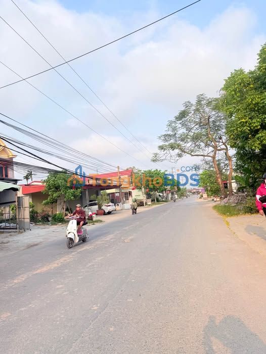 Nhà mặt đường 402 Dương Kinh 127m² - Mặt tiền kinh doanh