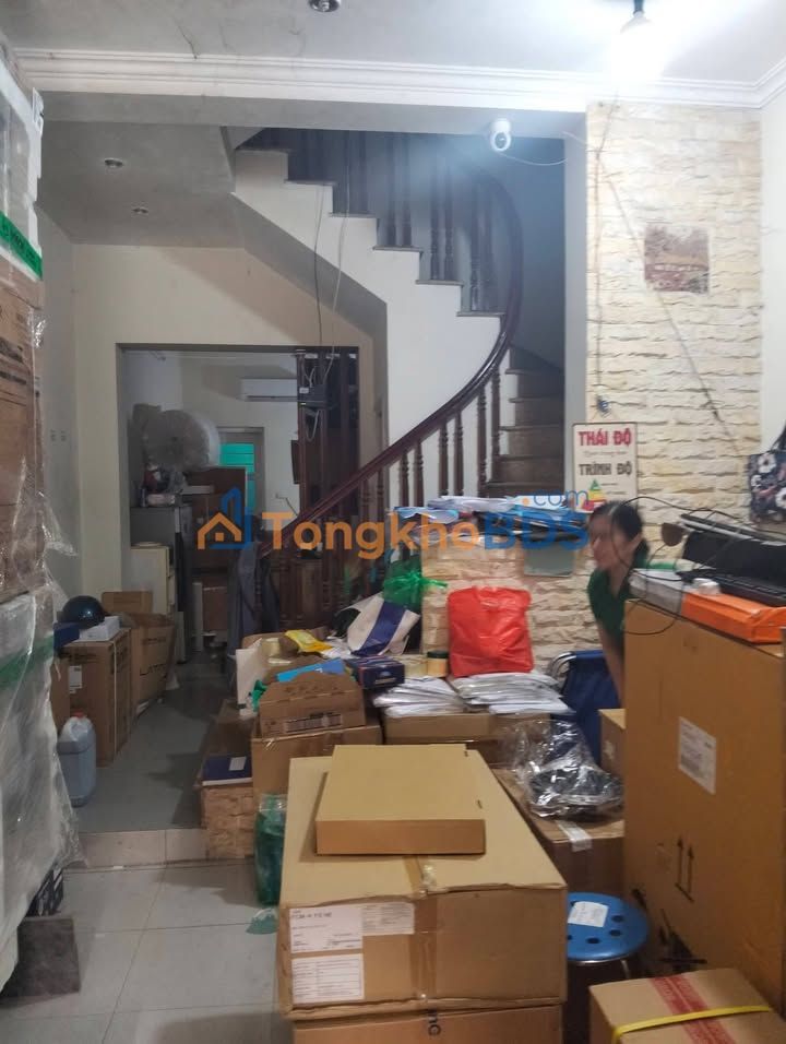 Nhà liền kề Văn Quán 75m2 thuê 20 triệu - Thích hợp KD