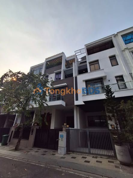 Villa văn phòng Saigon Mystery 140m² - Sẵn sàng làm việc