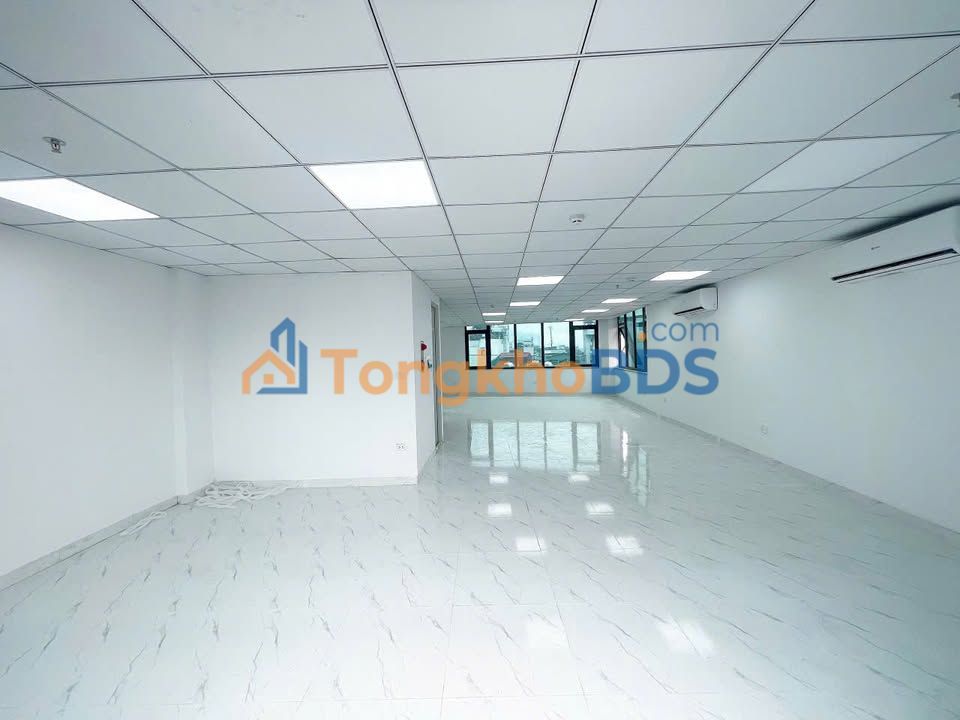 Văn phòng Khâm Thiên 100m² giá 24 triệu - View thoáng