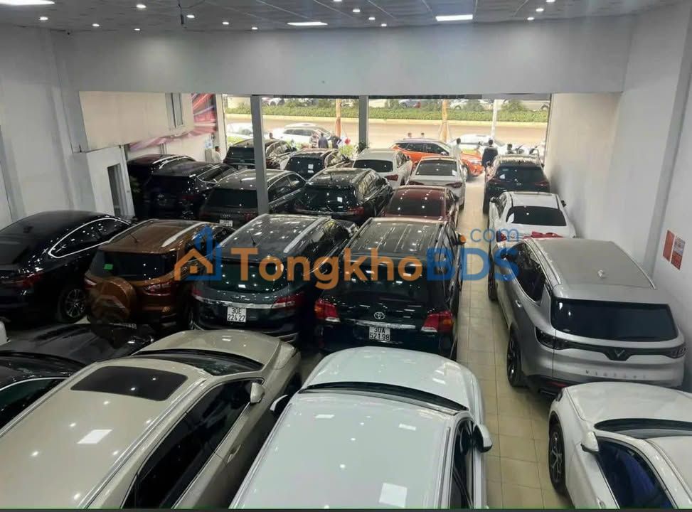 Mặt bằng Lê Văn Lương 200m² - Mặt tiền kinh doanh