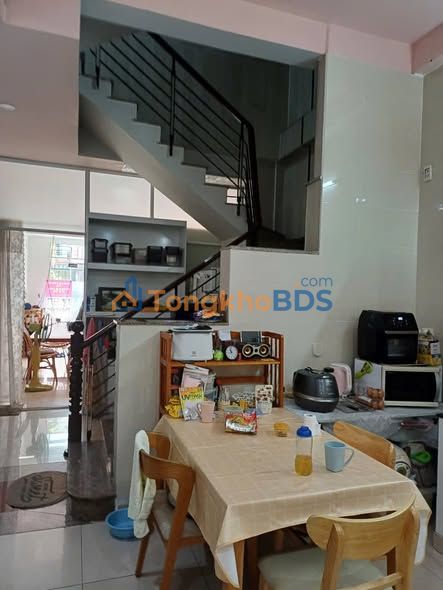 Cho thuê nhà mặt tiền Tân Phong Q7 72m² vị trí đẹp