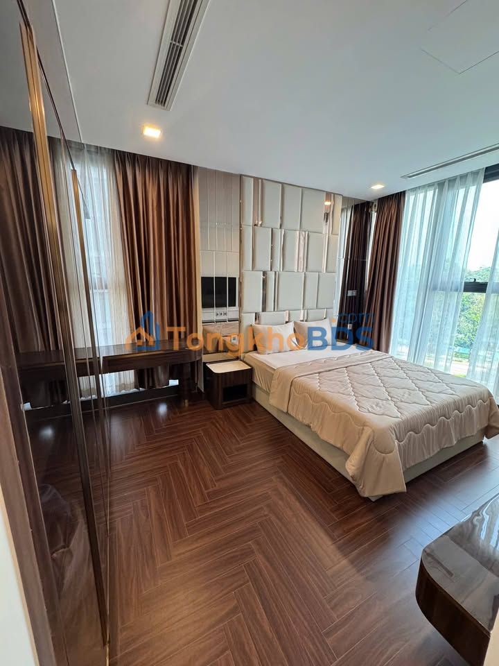 Căn hộ Vinhomes Golden River Q1 111m² - Tầng cao view đẹp