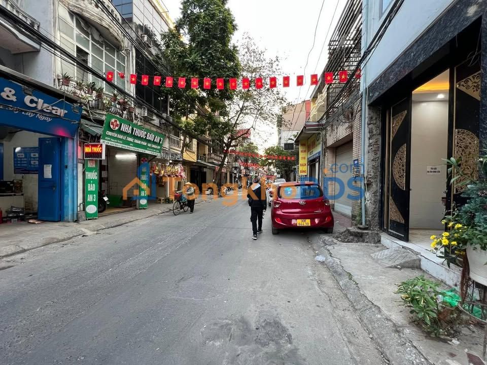 Đất mặt phố Bạch Đằng 75m² giá 19.5 tỷ - Sổ đỏ