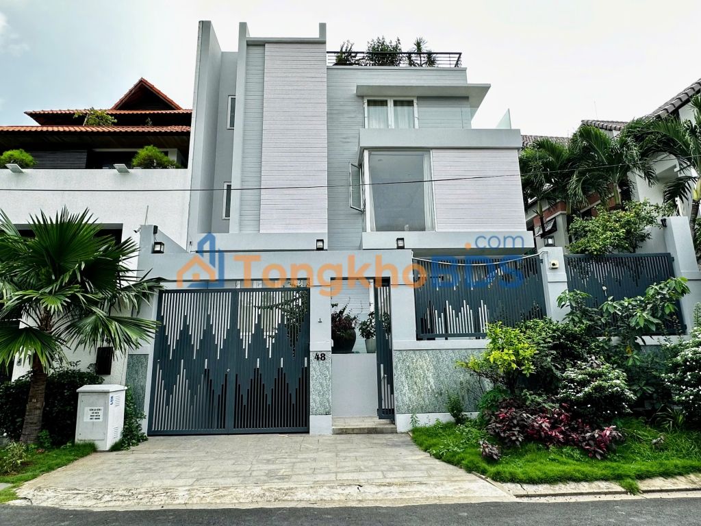 Biệt thự Nguyễn Thành Ý Quận 1 180m² - Vị trí đẹp