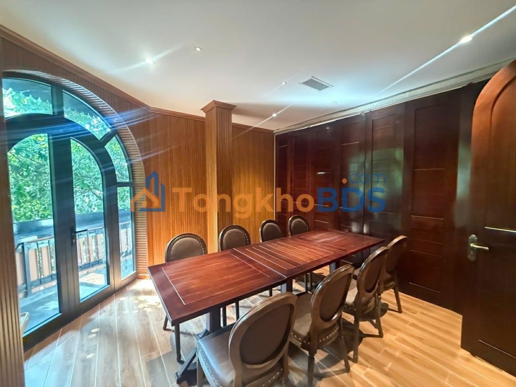 Nhà phố Tư Đình Long Biên 50m² giá 15 tỷ - Mặt tiền kinh doanh sầm uất!