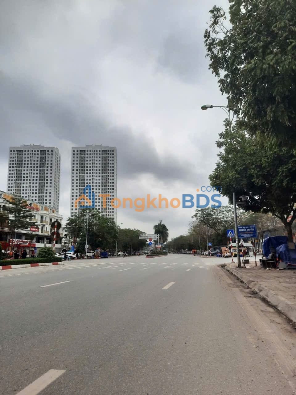 Nhà phố Lê Trọng Tấn Hà Đông 100m² 37 tỷ - Mặt tiền kinh doanh cực đỉnh