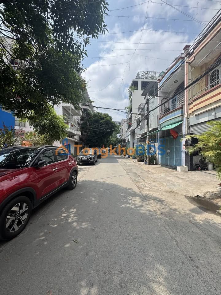 Nhà riêng Gò Dầu Tân Phú 49m² 4 tầng ô tô vào nhà