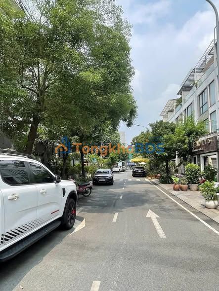 Nhà Riêng Quận 11, 128m² giá 16.9 tỷ - Vị trí đẹp, ngang 8m hiếm có!