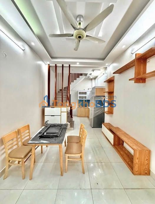 Nhà riêng Doãn Kế Thiện 35m2 8 tỷ - Chính chủ bán giá tốt