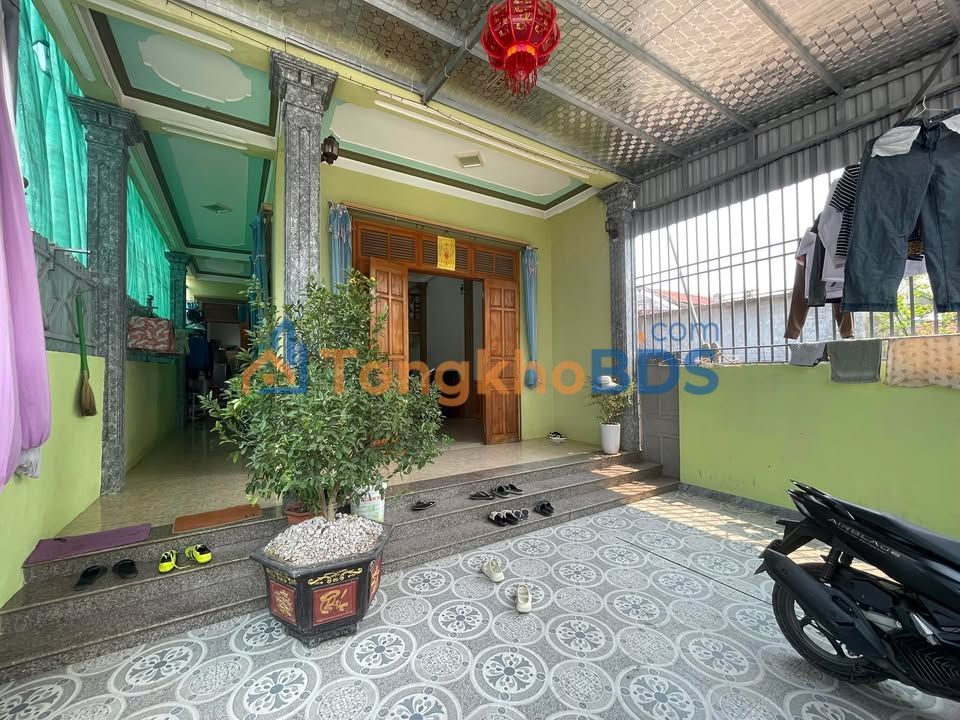 Nhà riêng Minh Lộc Hậu Lộc 142m² ô tô vào tận nhà