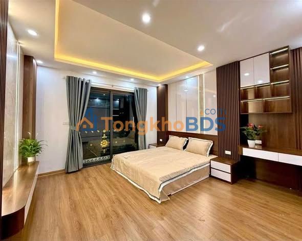 Nhà riêng Trường Chinh Đống Đa 40m² 6 tầng thang máy - Vị trí đẹp