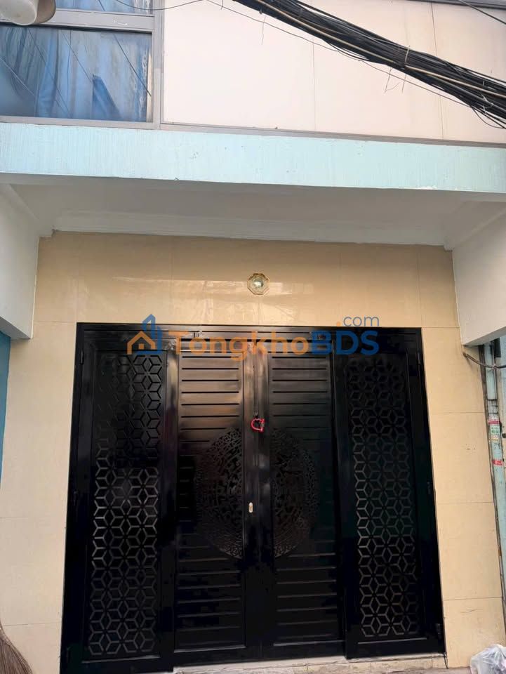 Nhà riêng Bến Vân Đồn Quận 4 25m² giá 3.6 tỷ - Sẵn sàng ở ngay