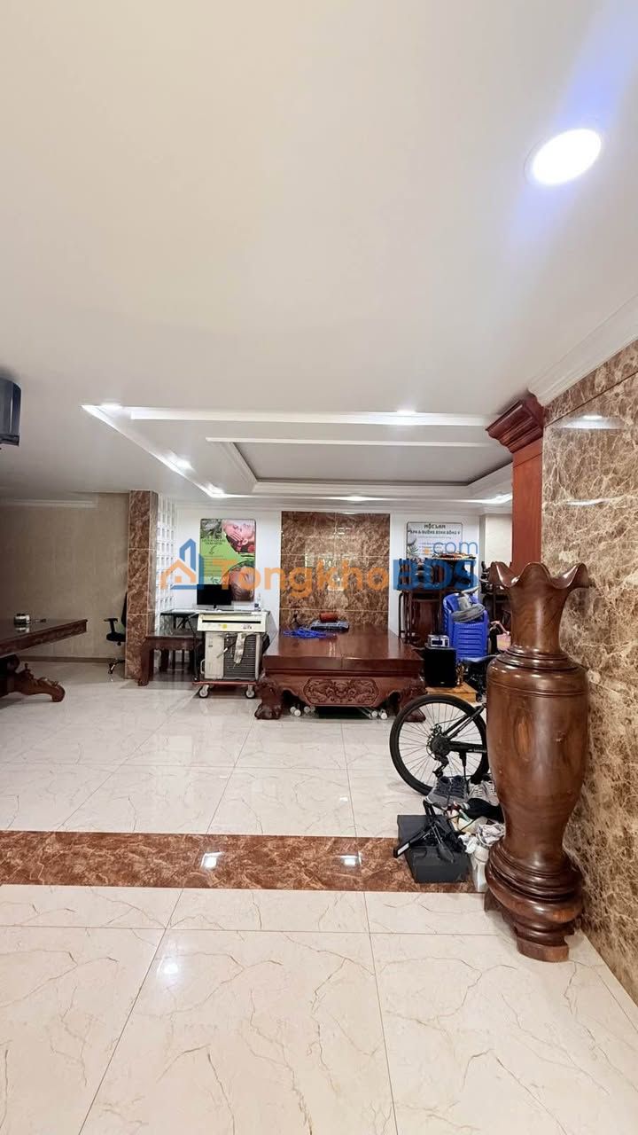 Nhà hẻm Tân Quý Tân Phú 90m² 4 tầng - Ô tô vào tận nhà