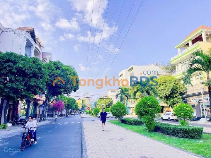 Nhà mặt tiền Nguyễn Thế Truyện 72m² - Mặt tiền kinh doanh