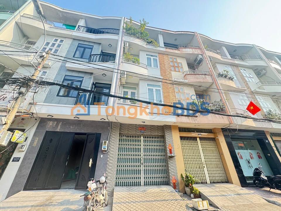 Nhà mặt tiền 320 Bông Sao Q8 64m² - Mặt tiền kinh doanh