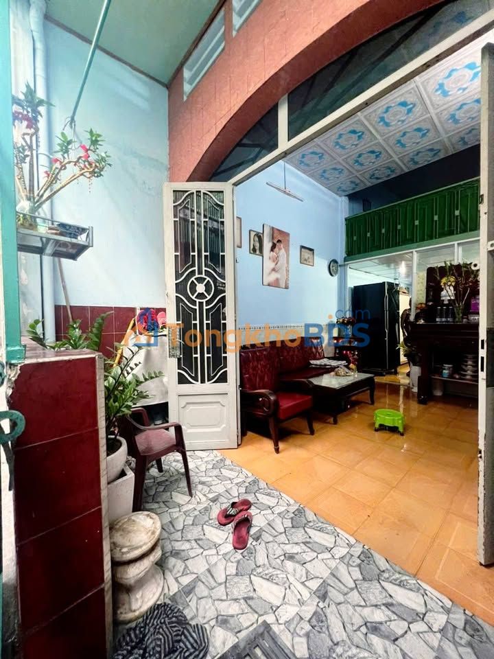 Nhà Hoàng Diệu Q4 39m² 3.8 tỷ - Chính chủ bán gấp