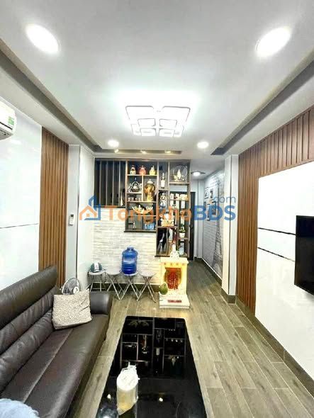 Nhà Lê Đại Hành Quận 11 23m² full nội thất, sổ hồng