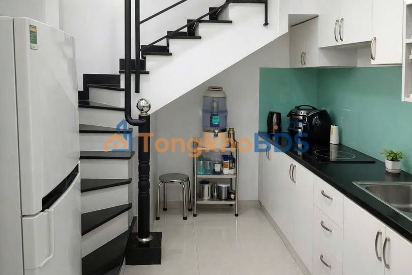 Nhà 5 Tầng Nguyễn Bỉnh Khiêm Q1 - 27m² Sổ Hồng Sẵn Sàng