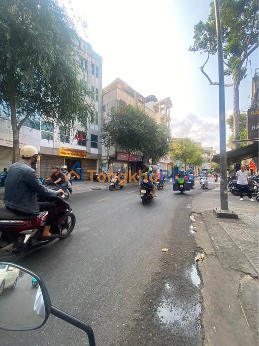 Nhà phố Trần Bình Trọng Q5 68m² - Mặt tiền kinh doanh