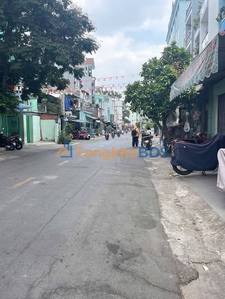 Nhà mặt tiền Nguyễn Chí Thanh Q11 115m² - Mặt tiền kinh doanh