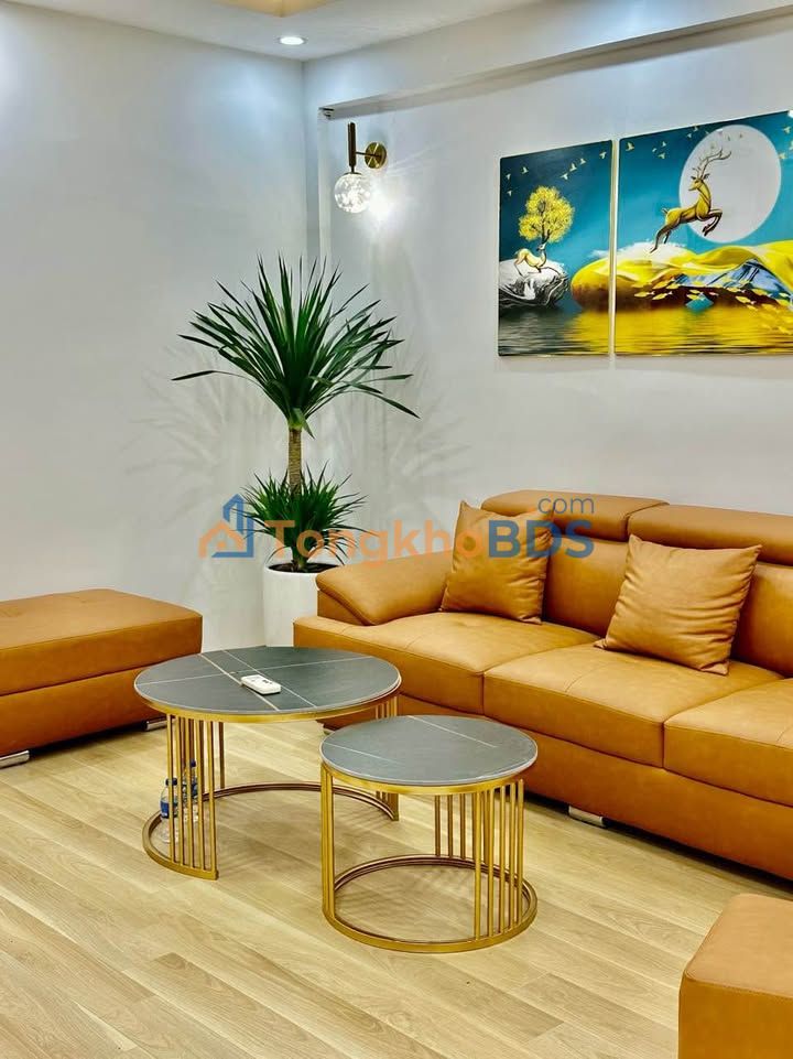 Căn hộ Chùa Láng Đống Đa 41m² - Full nội thất cao cấp
