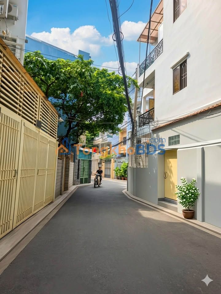 Nhà hẻm xe hơi Lê Quang Định 110m² - Ô tô vào tận nhà