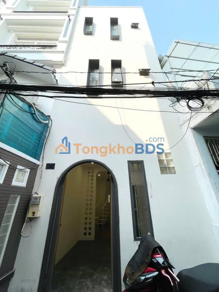 Nhà riêng Bến Vân Đồn Q4 25.4m² 4 tỷ - Sẵn sàng ở ngay!