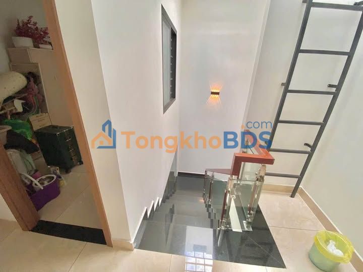 Nhà riêng ấp Hậu Củ Chi 140m² - Ô tô vào tận nhà