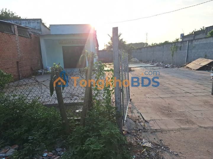 Nhà mặt tiền Nguyễn Thị Rành 750m² - Mặt tiền kinh doanh