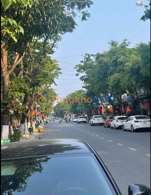 Đất nền Nại Hiên Đông 100m² đường 11m - Đường to ô tô