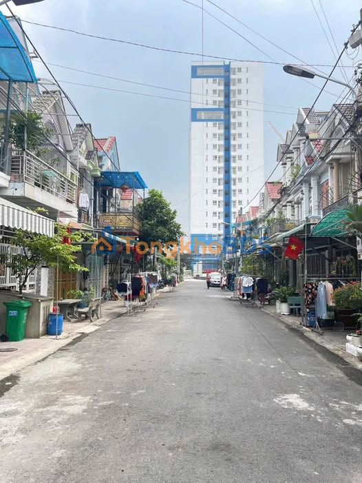 Nhà 1 trệt 1 lầu Dĩ An 64m² 4.38 tỷ - Sẵn sàng ở ngay