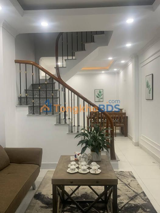 Nhà riêng Bùi Xương Trạch 28m² giá 2.x tỷ - Giá tốt hiếm có!