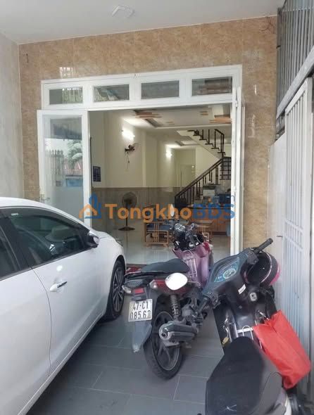 Nhà 2 tầng Linh Xuân Thủ Đức 111m² 7.8 tỷ - Ô tô vào tận nhà