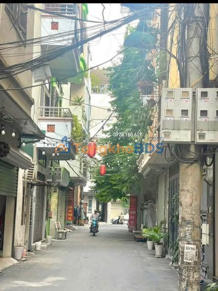 Nhà riêng Khương Đình, Thanh Xuân 38m² 8 tỷ - Vị trí đẹp, ở ngay!