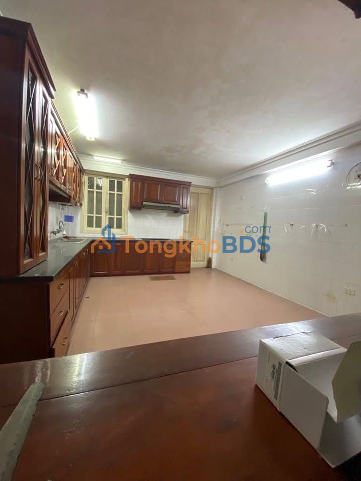 Nhà riêng Kim Ngưu Lạc Trung 40m² - Vị trí đẹp kinh doanh tốt!