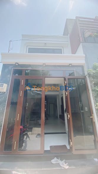 Nhà riêng Tân Thới Hiệp Q12 49m² giá 2.42 tỷ - Sẵn sàng ở ngay!