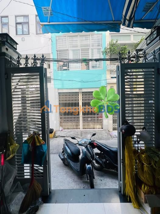 Nhà riêng Quận 10 CMT8 50m² giá 6 tỷ - Vị trí đẹp!