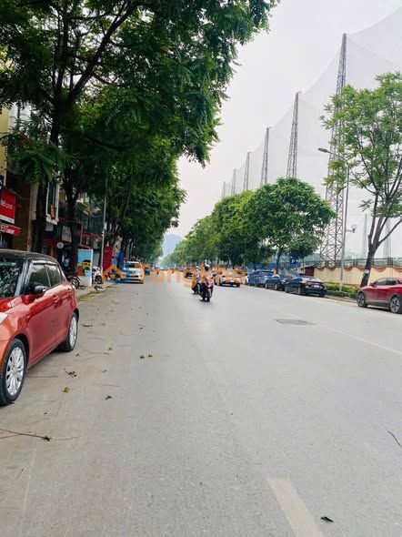 Nhà phố Lê Trọng Tấn 72m² giá 15 tỷ - Ô tô vào tận nhà!