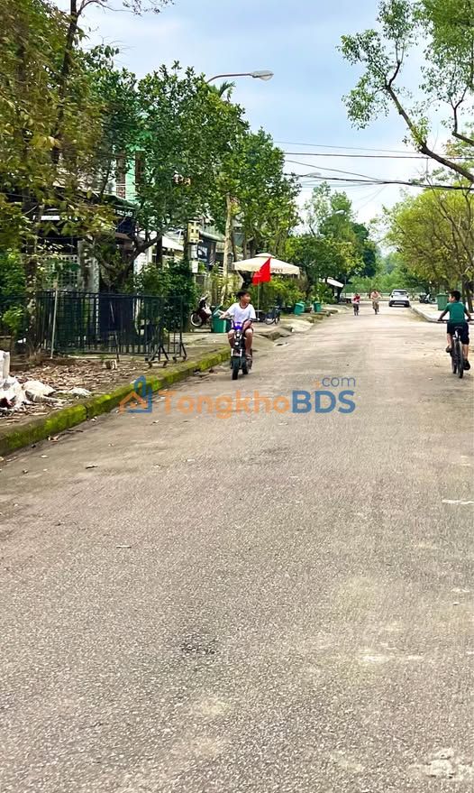 Đất nền Tam Thanh, Tam Kỳ 200m² giá 2.2 tỷ - Sổ đỏ chính chủ