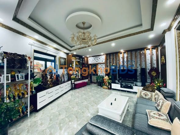 Nhà riêng Phường 4 Đà Lạt 84m² giá 7.3 tỷ - Ô tô vào tận nhà