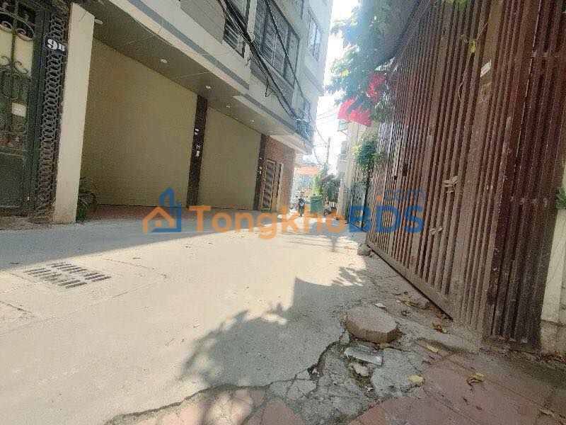 Nhà riêng Vũ Tông Phan 65m² giá 13 tỷ - Ô tô vào tận nhà!