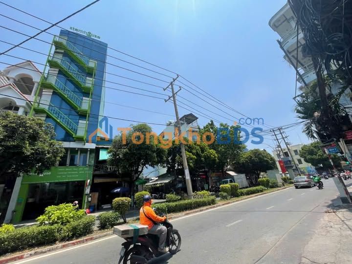 Nhà phố Tây Thạnh Tân Phú 130m² giá 13 tỷ - Mặt tiền kinh doanh!