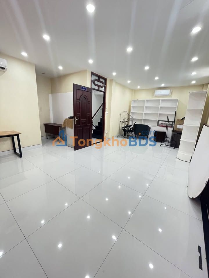 Nhà phố Bình Tân 76m² giá 7.68 tỷ - Mặt tiền kinh doanh cực đỉnh!