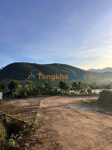 Đất nền Lạc Xuân Đơn Dương 250m² giá 950 triệu - Tiềm năng tăng giá cao!