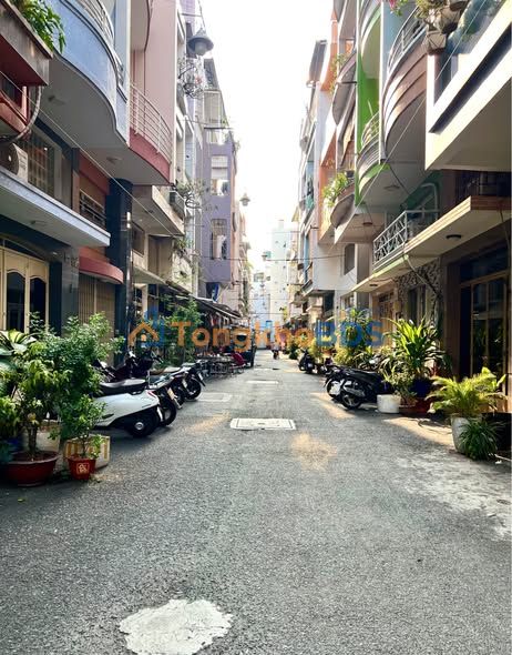 Nhà riêng Lê Văn Sỹ Quận 3 51m² 11 tỷ - Ô tô vào tận nhà